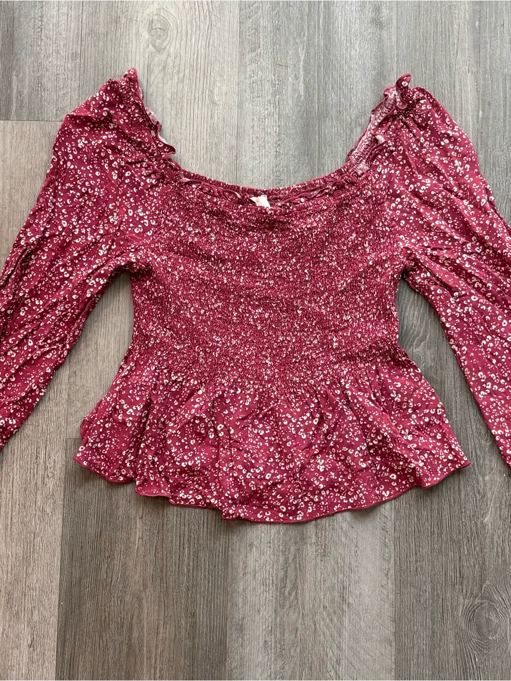 Urban Romantics Smocked Peplum Puff Sleeve Top S